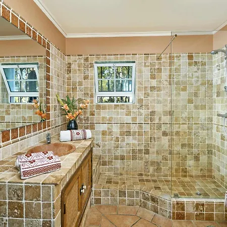 Sleeps 6 Air Con * Barros de Sao Joao